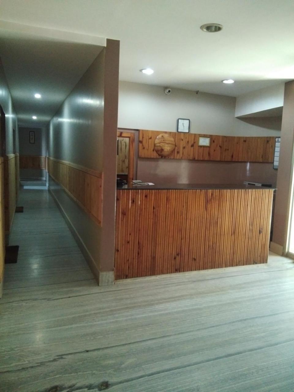 Kohima Hotel Pine מראה חיצוני תמונה